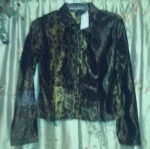 New with tags Selena Sport Short Jacket